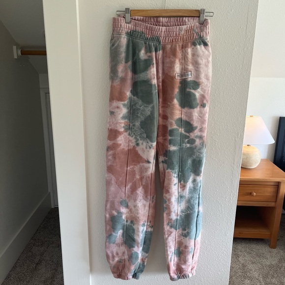 Nike Pink Jogger Pants - Picture 3 of 7